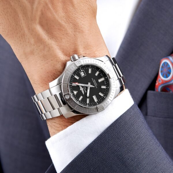 Breitling Avenger Automatic 43 A17318101B1A1