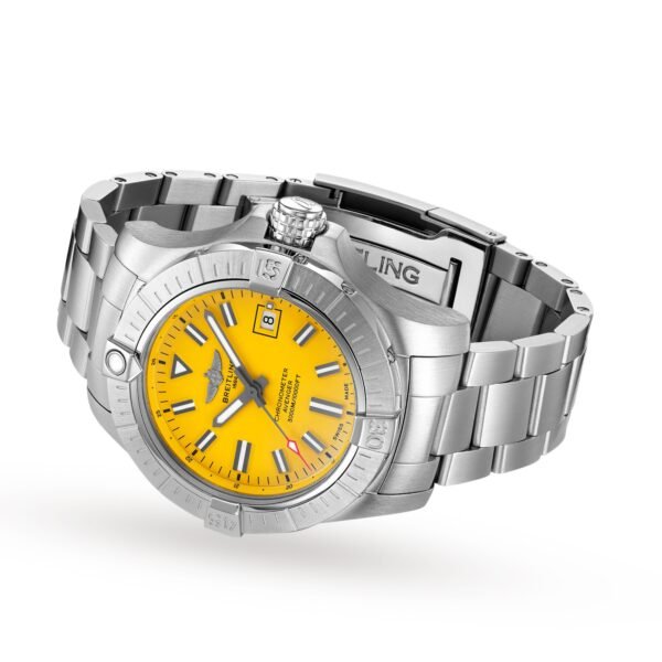 Breitling Avenger Automatic 45 A17319101I1A1