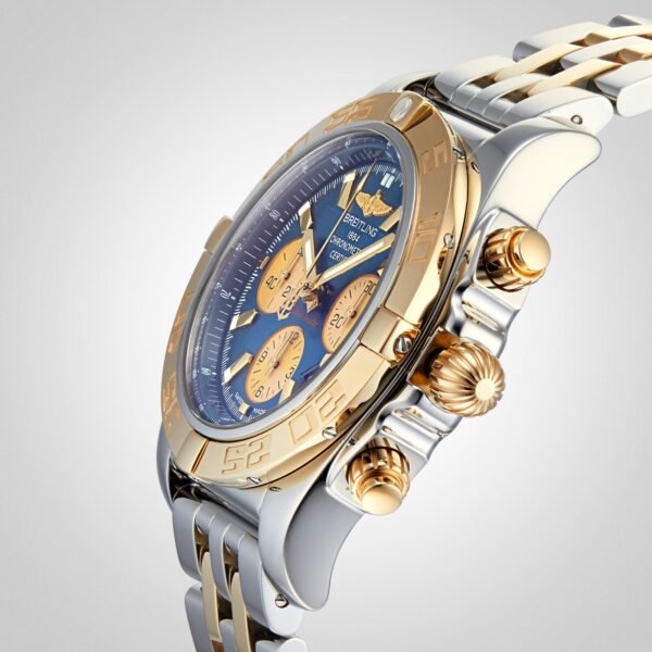 Breitling Chronomat 44 CB0110121C1C1