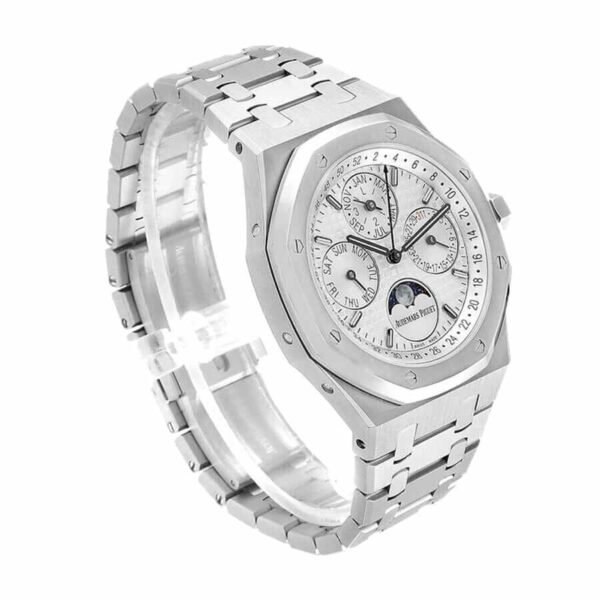 AP Perpetual Replica